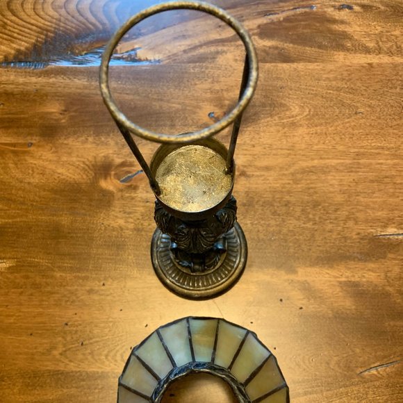 Vintage Tea Light with Stained Glass Shade & Antiqued Bronze Colored Metal Base - Picture 5 of 10